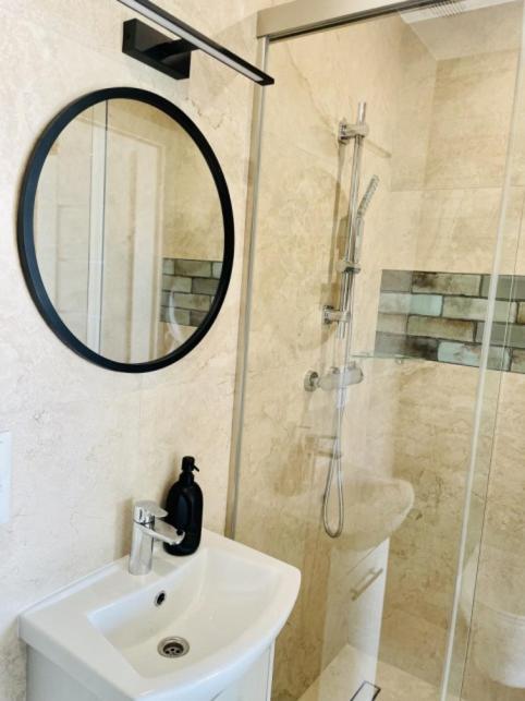 Zakatek Solny Apartment Bochnia Bagian luar foto